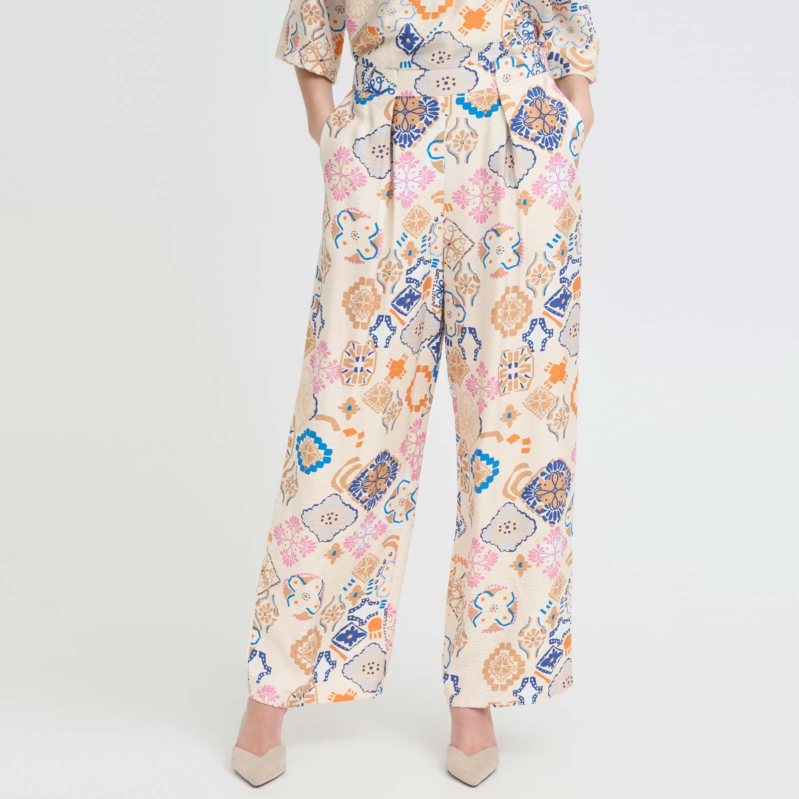 IHLancie Pants graphic tile ICHI