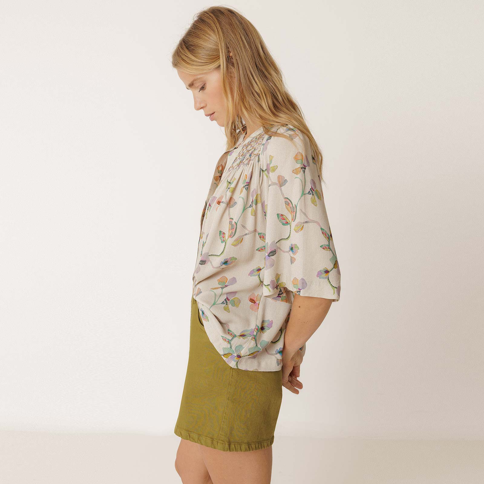 Allover Print Viscose Blouse beige INDI&COLD