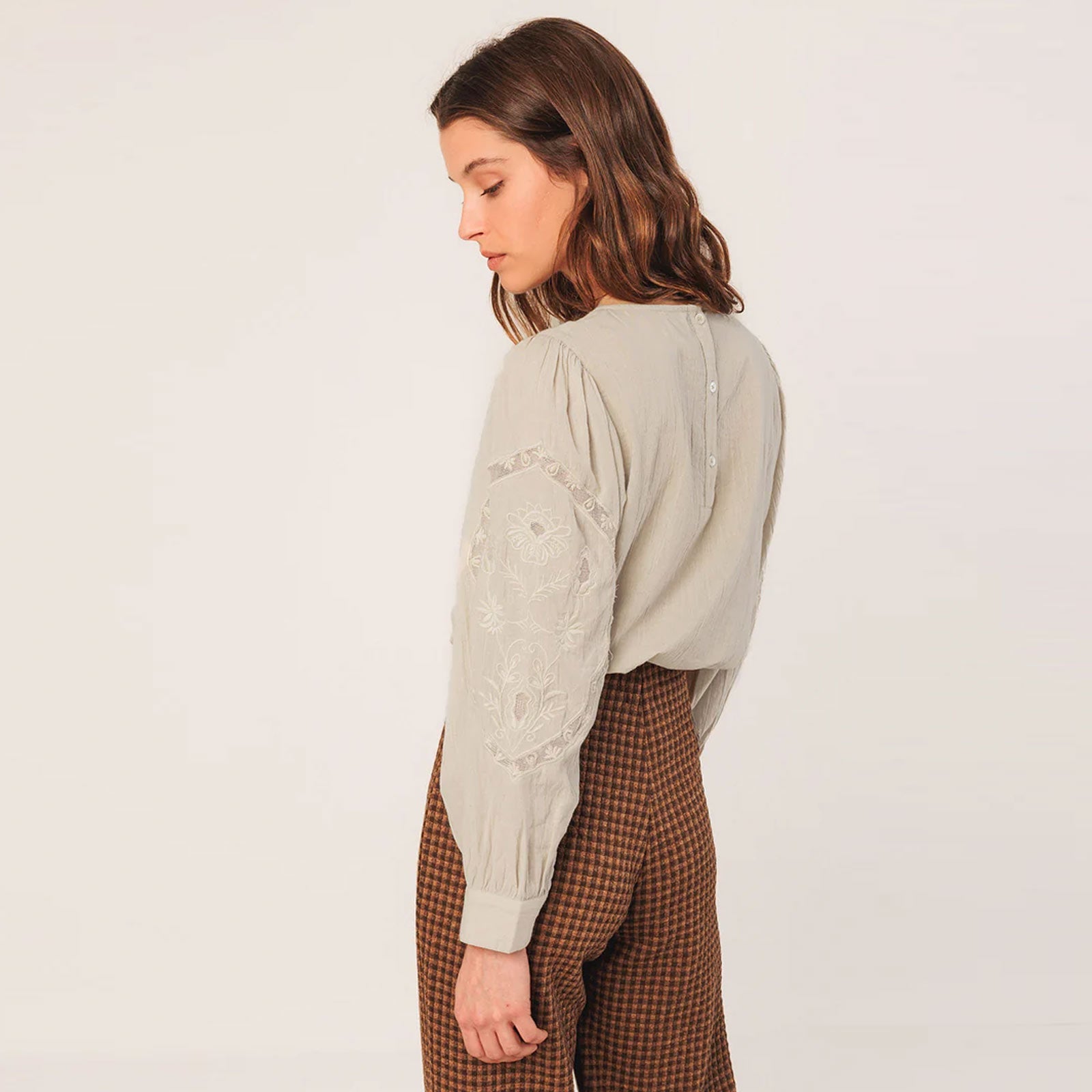 Embroidery Cotton Blouse piedra INDI&COLD