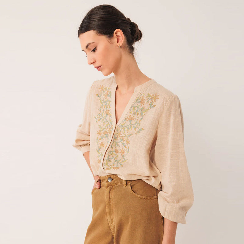 Embroidery Flower Cotton Blouse piedra INDI&COLD