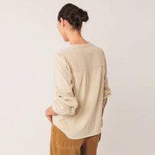 Embroidery Flower Cotton Blouse piedra INDI&COLD