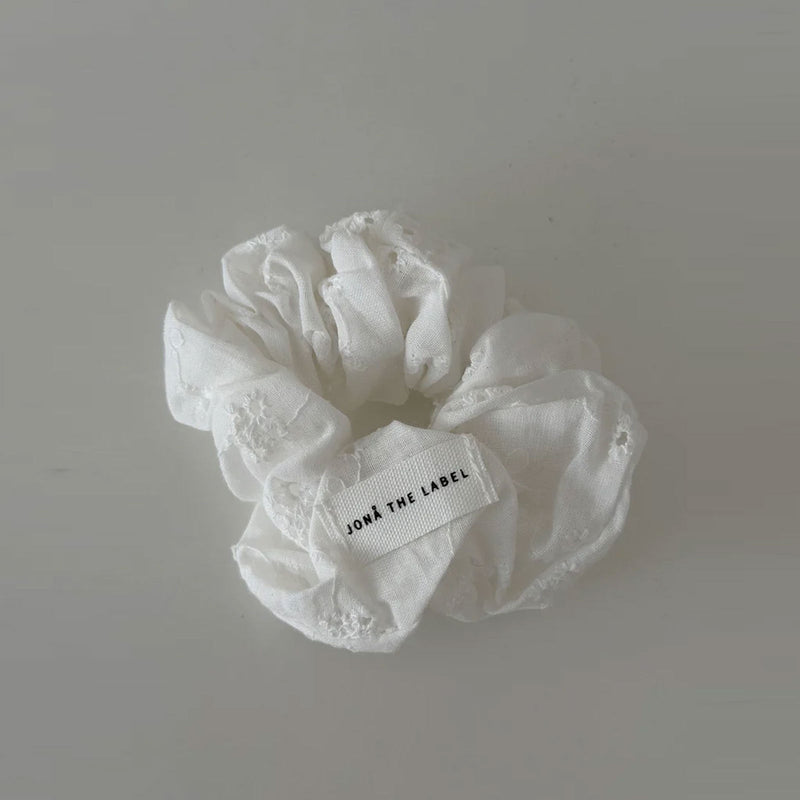 Everyday Scrunchie ivory bloom