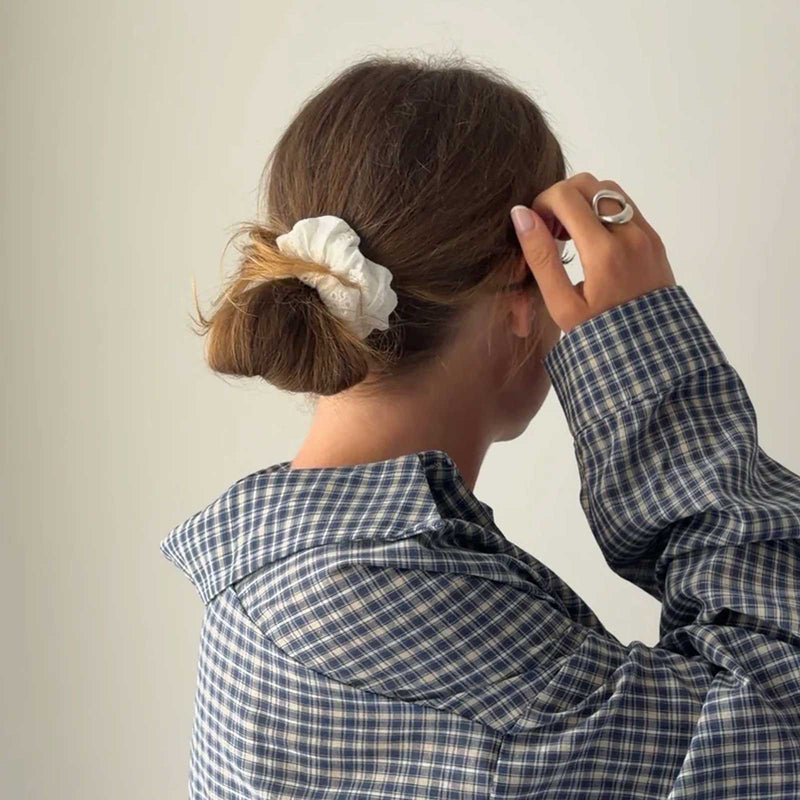 Everyday Scrunchie ivory bloom
