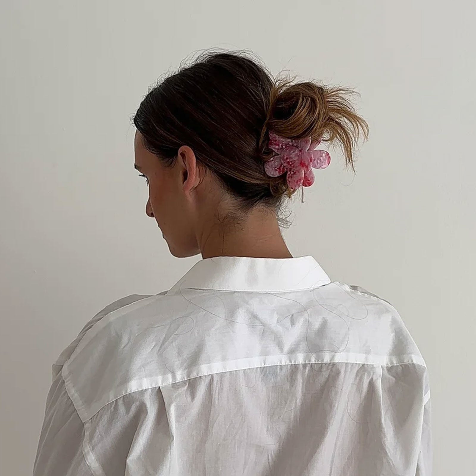 Flower Clip swirly pink Jona the label