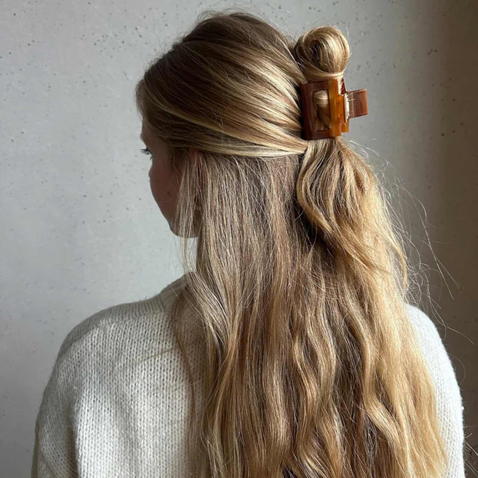 Josefin Clip hazelnut