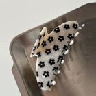 Matilda Clip black flowers Jona the label