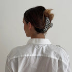 Matilda Clip black flowers Jona the label