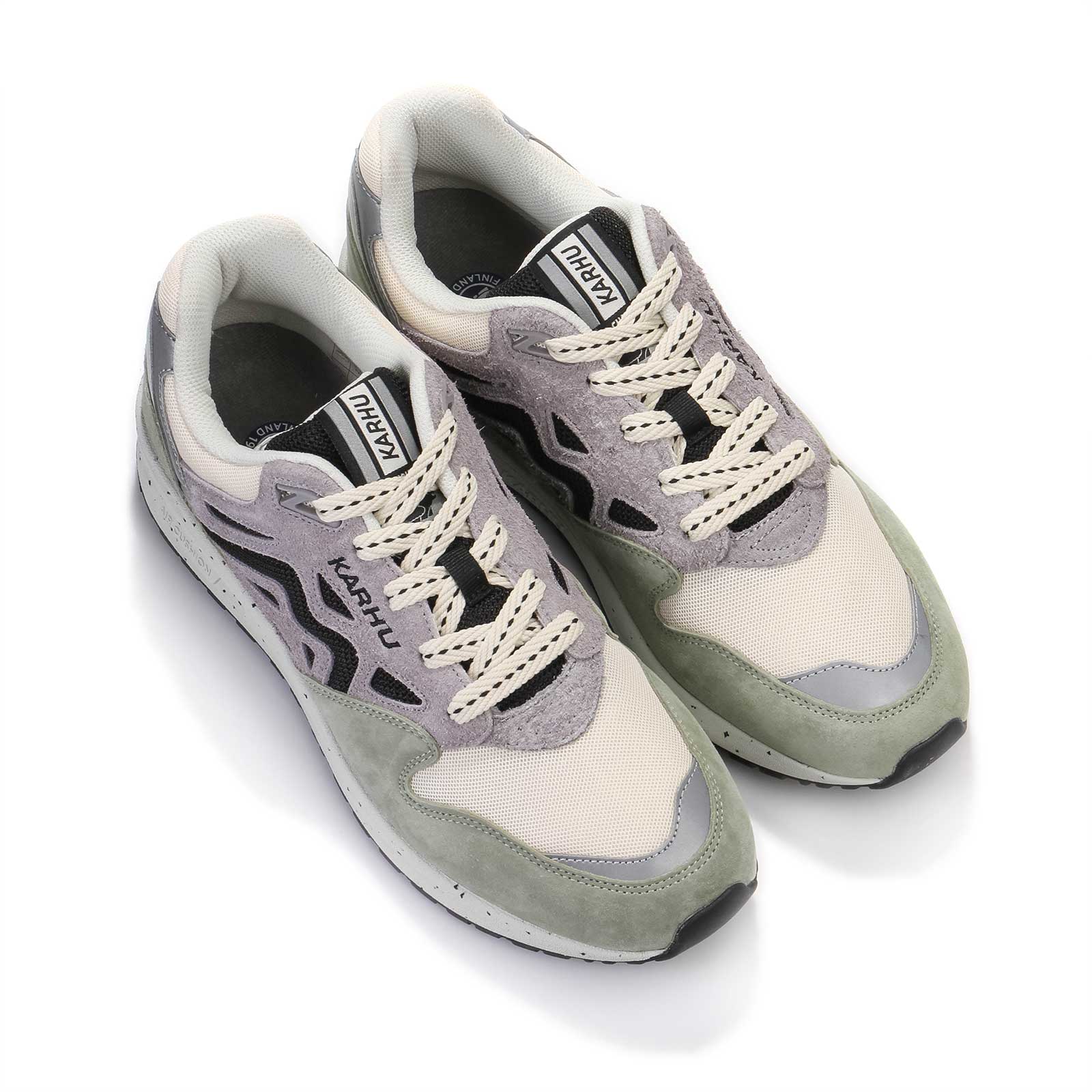 Legacy 96 tea/jet black Karhu