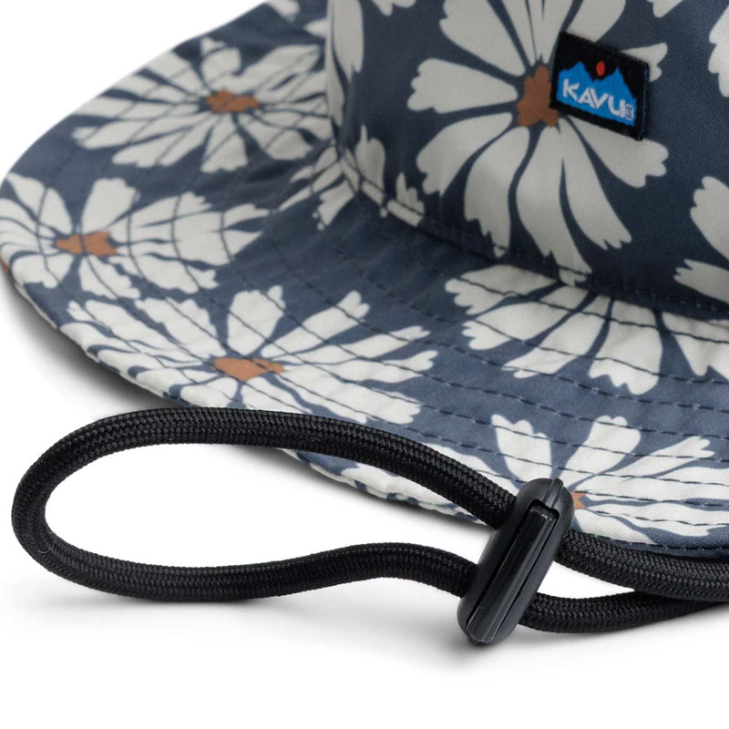 BFE Hat daisy love Kavu