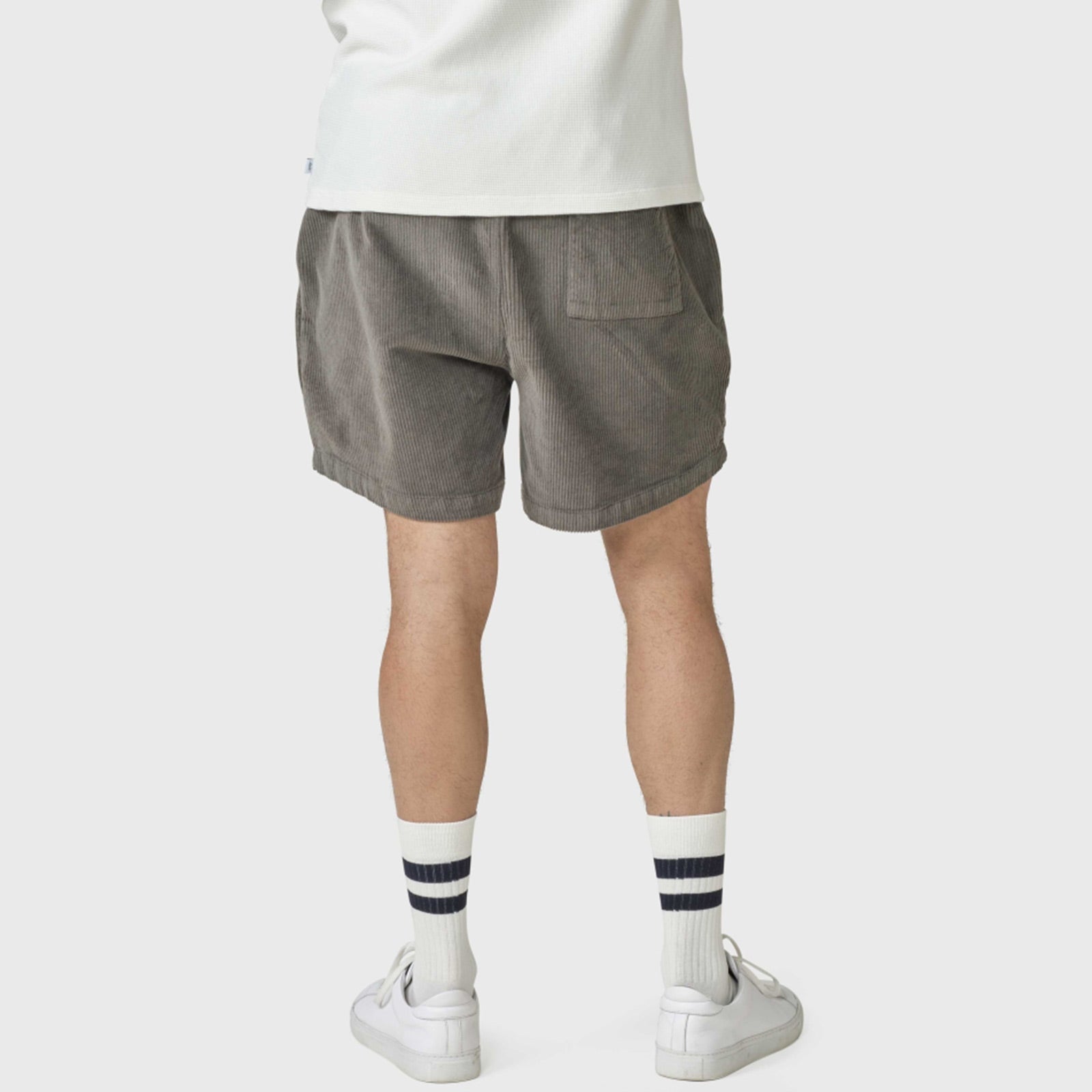 Stanny Shorts taupe Klitmøller Collective