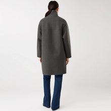 Short Coat platinum