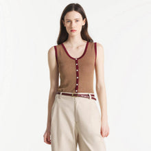 Giorgia Jacquard Vest burgundy Le Mont Saint Michel