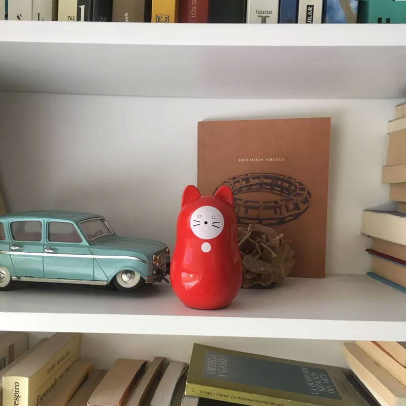 Daruma-Neko buena suerte (rojo) Libero Products