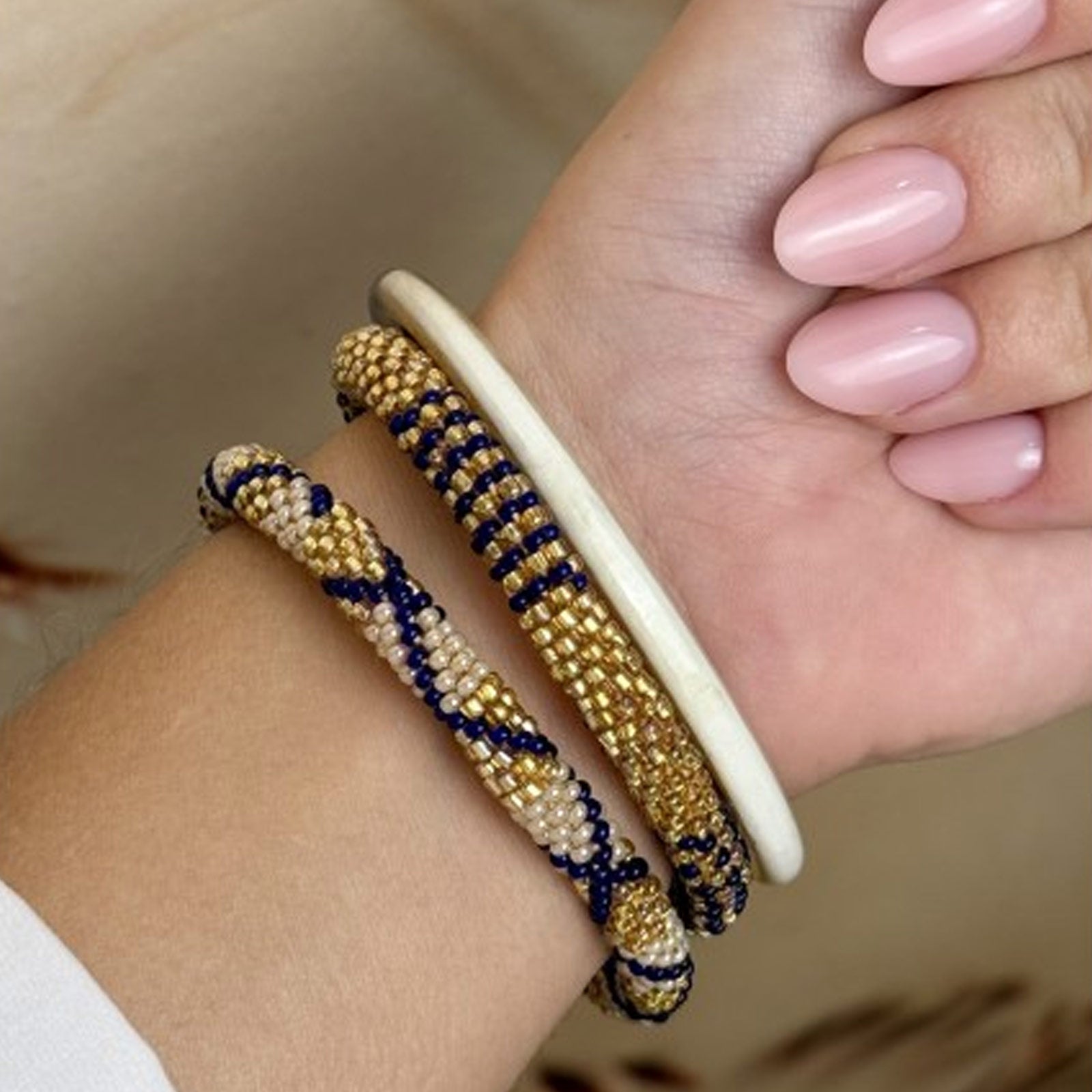 Nepalese Bracelet gold blue stripes Maison Kizo