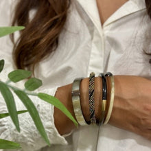 Thin Buffle Horn Bracelet noir Maison Kizo