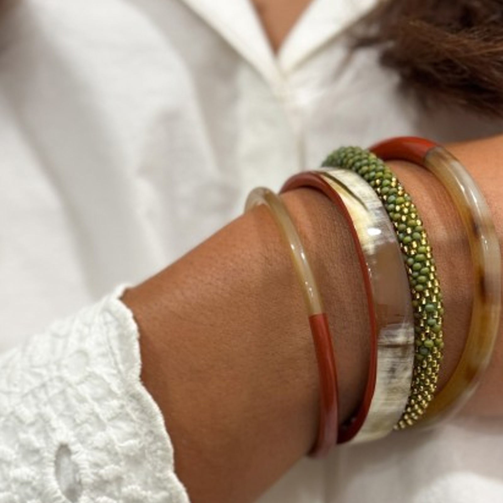 Thin Buffle Horn Bracelet terracotta Maison Kizo