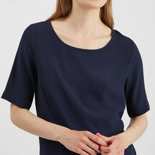 Elvire Top 687 navy blazer