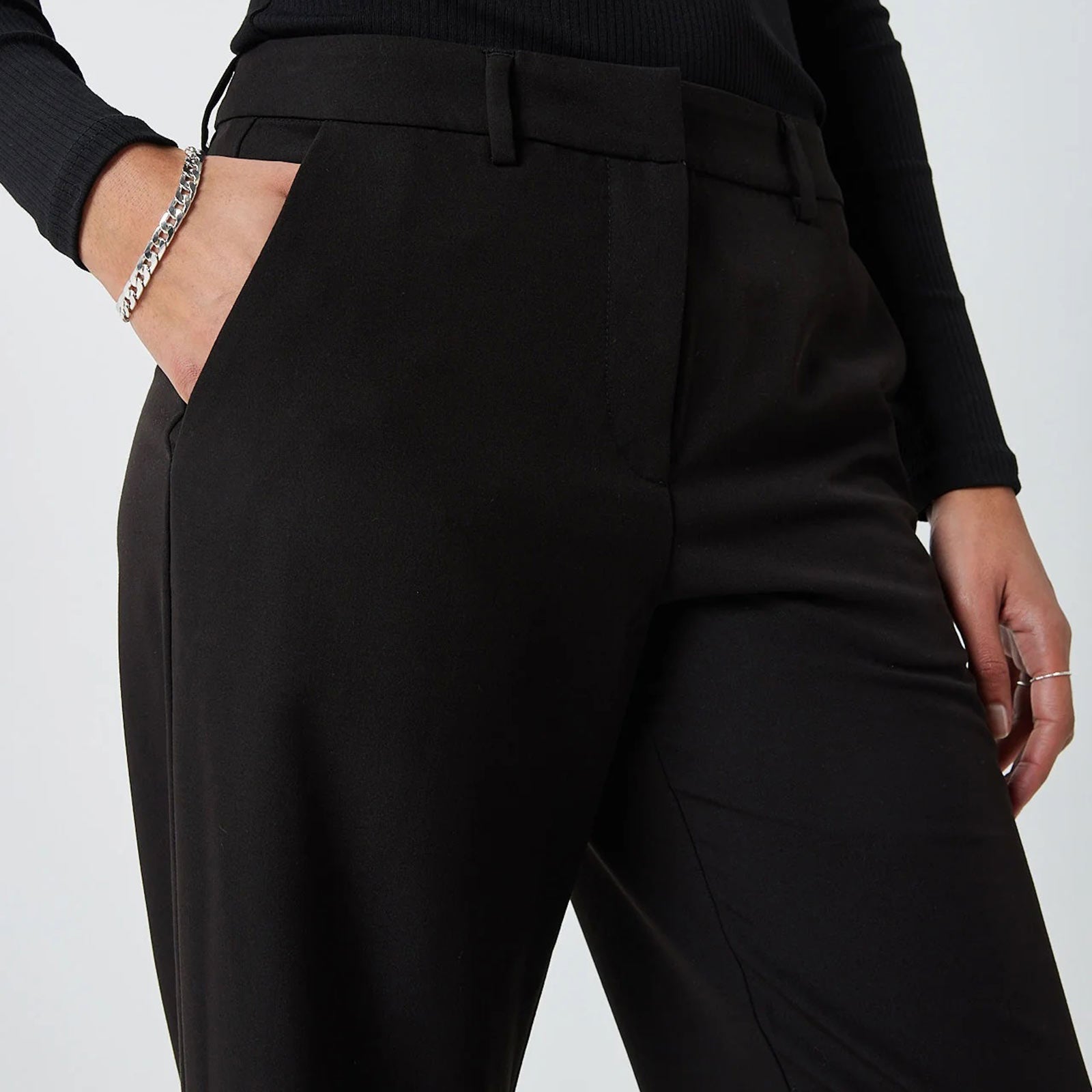 Halliroy Casual Pants black