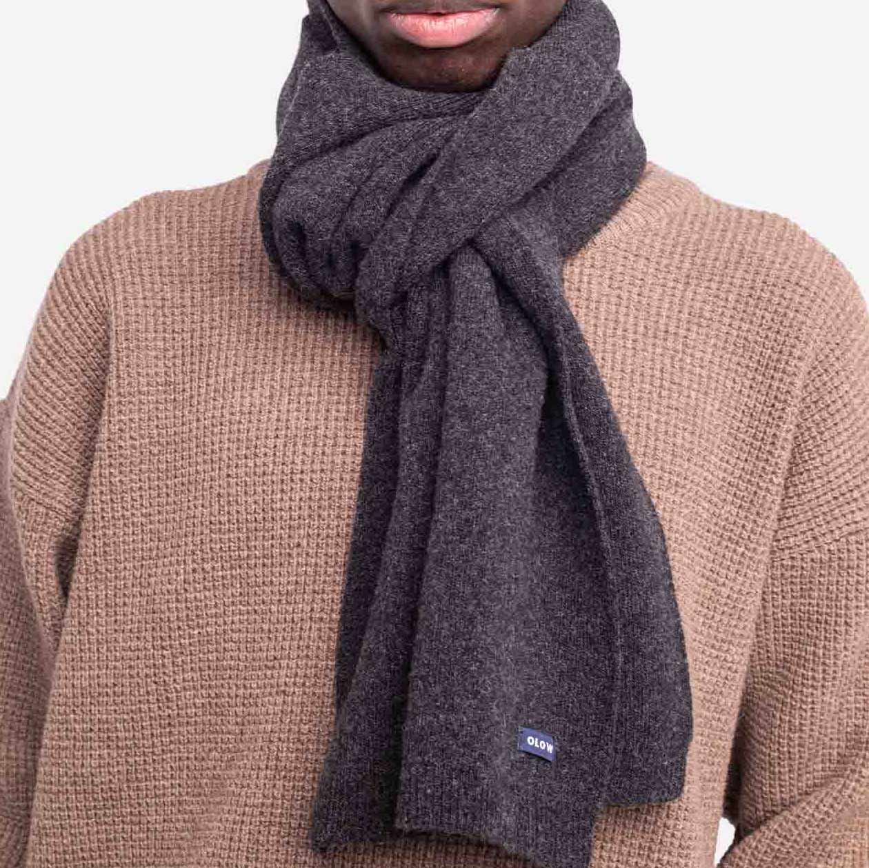 Horn25 Scarf noir Olow