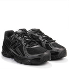 U740  BO2 black