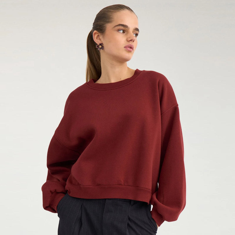 NUBissa Oversized Cropped Sweatshirt syrah