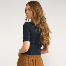 Nuayelet Cropped Pullover salute