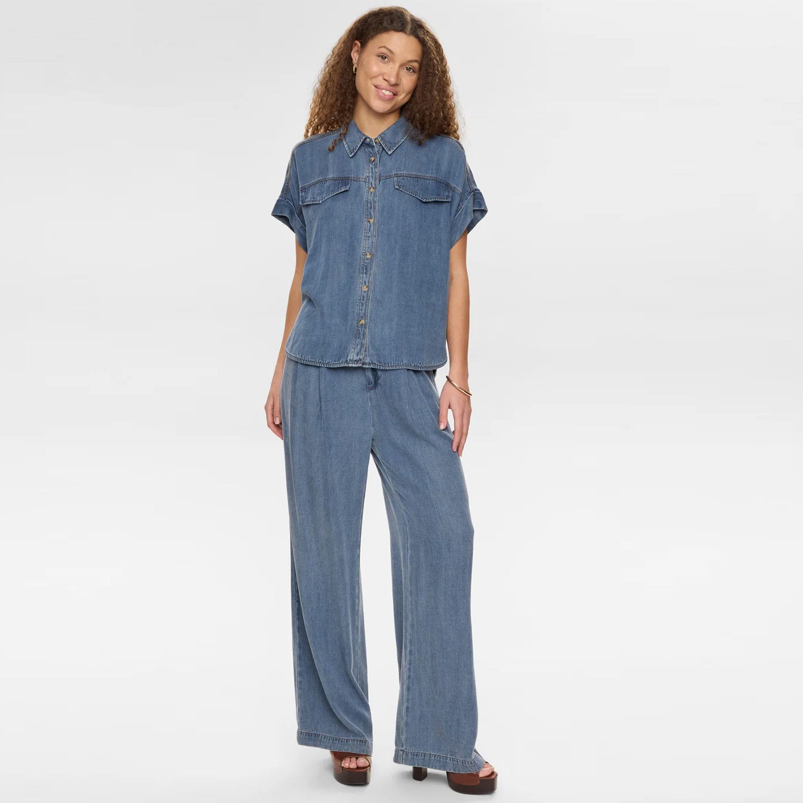 Nuelida Sleeveless Shirt snow washed denim Nümph