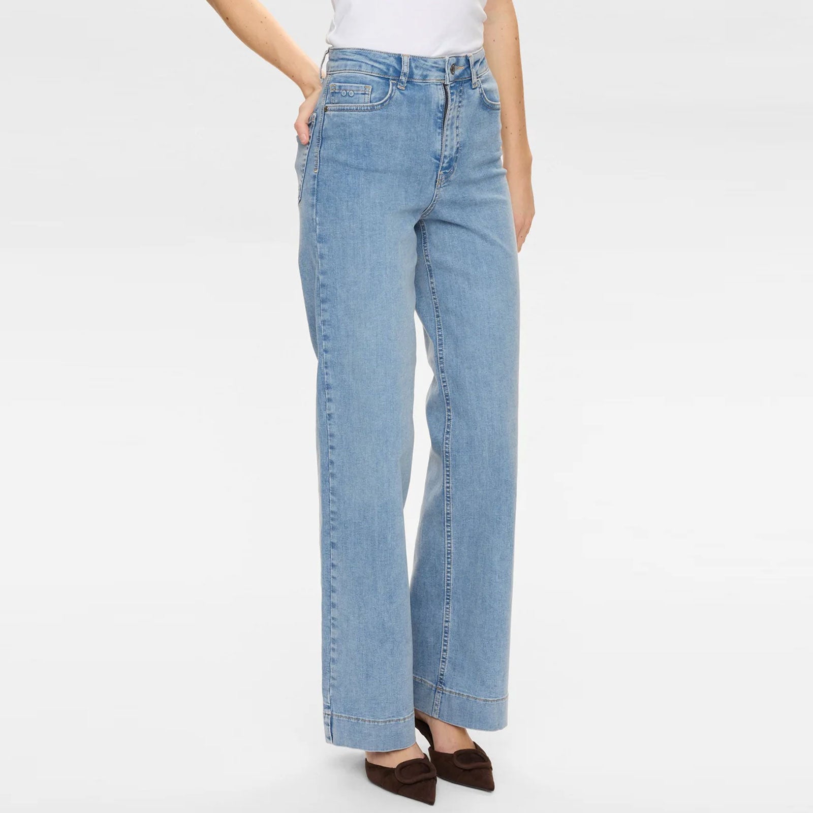 Nuparis HR Wide Jeans light blue stonewash denim