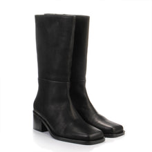 Martina Square Leather Boots black
