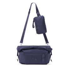 Aksel Changeant Crossbody Bag glazed dusk pinqponq