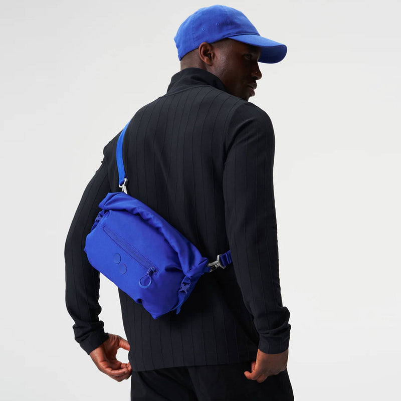 Aksel Crossbody Bag ultimate blue pinqponq