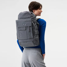 Blok Medium Backpack crinkle grey pinqponq
