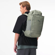 Blok Medium Backpack desert sage