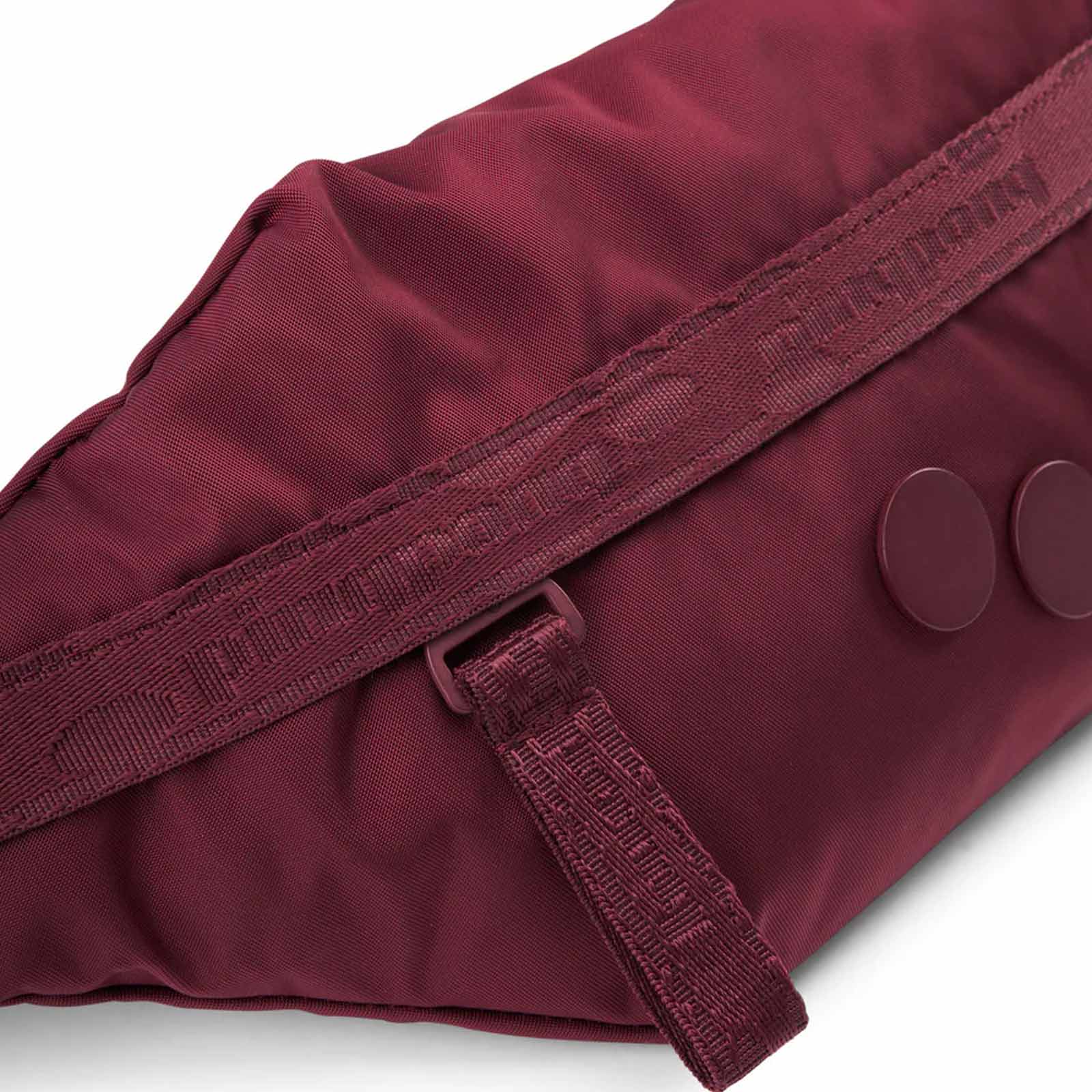 Brik Changeant Hipbag glazed red pinqponq