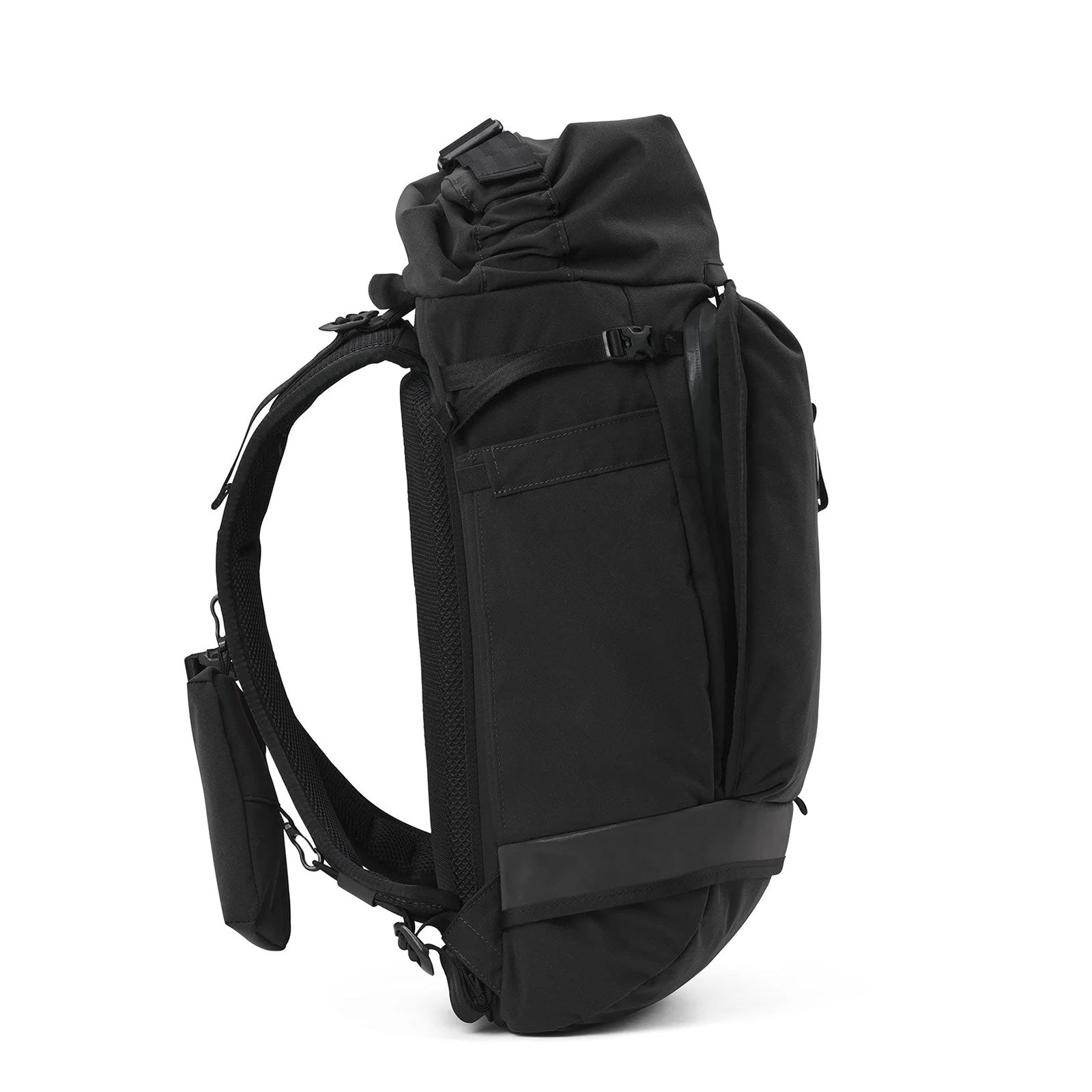 Komut Medium Backpack solid black