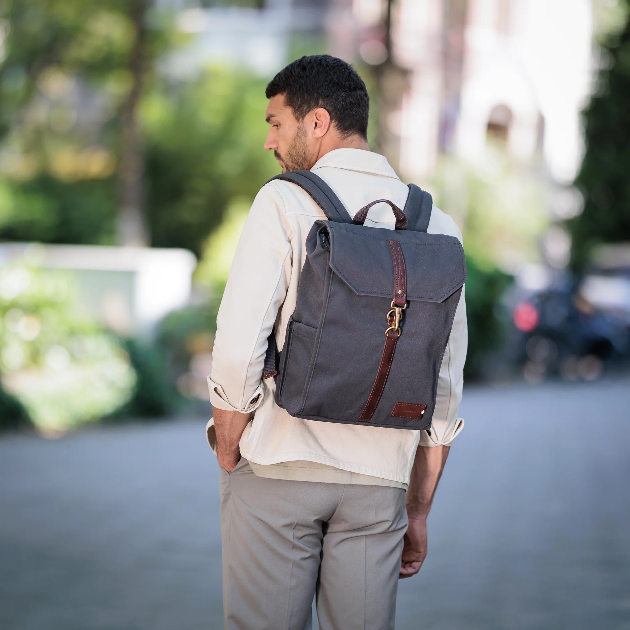 Hunter Backpack coal/dark brown