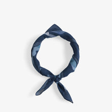 Bandana Navy Flower Rotholz