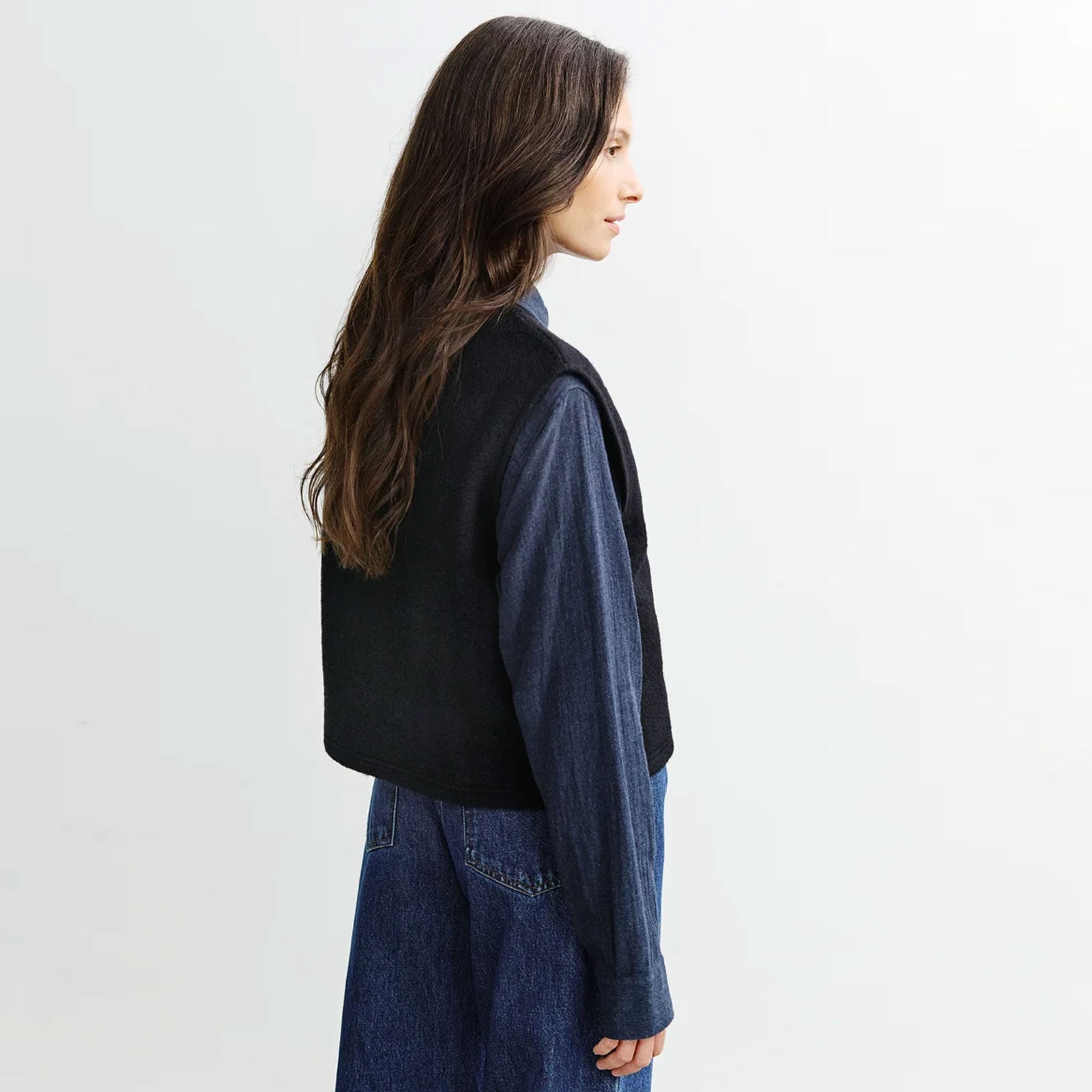 Cropped Vest true black