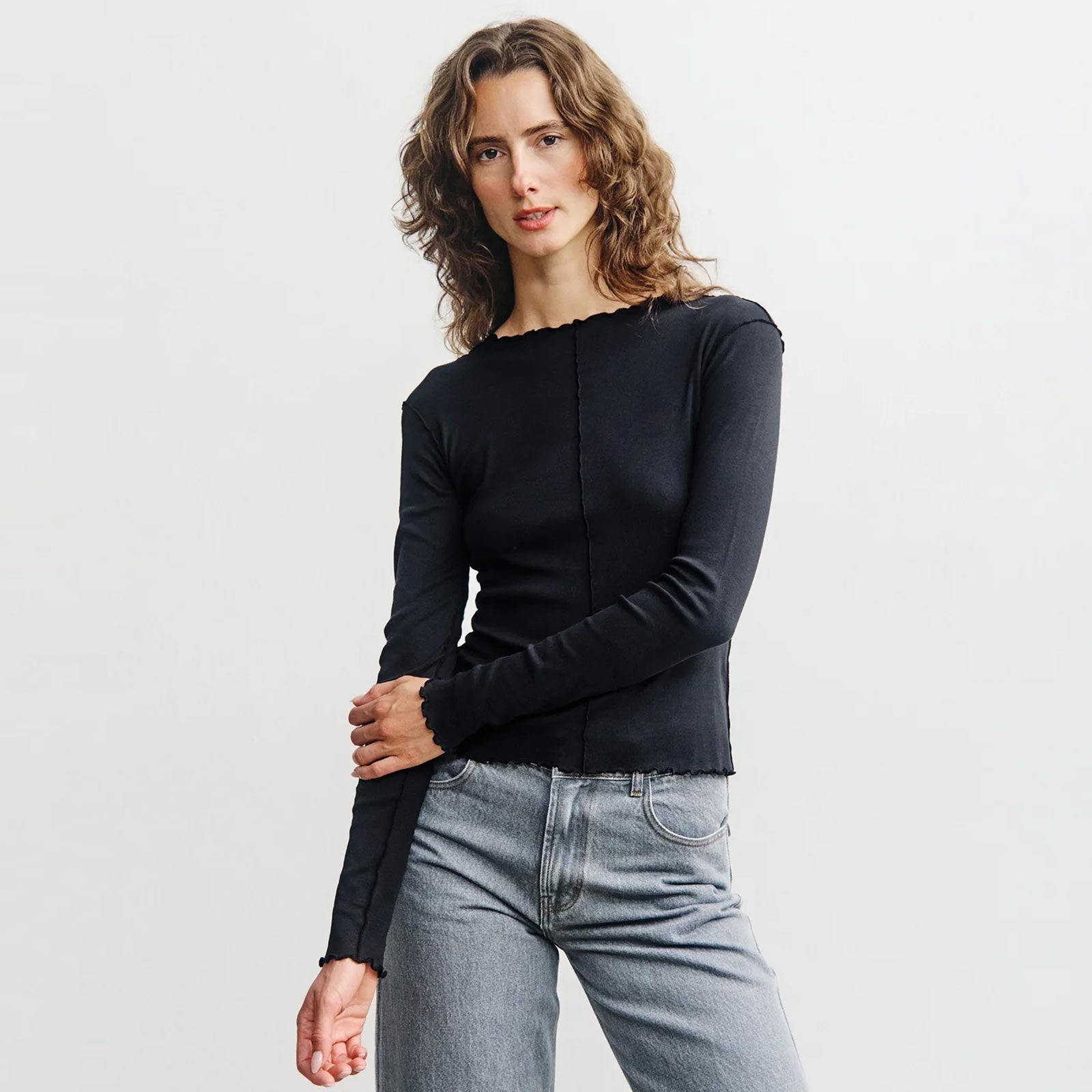 Pin-tucked Longsleeve true black