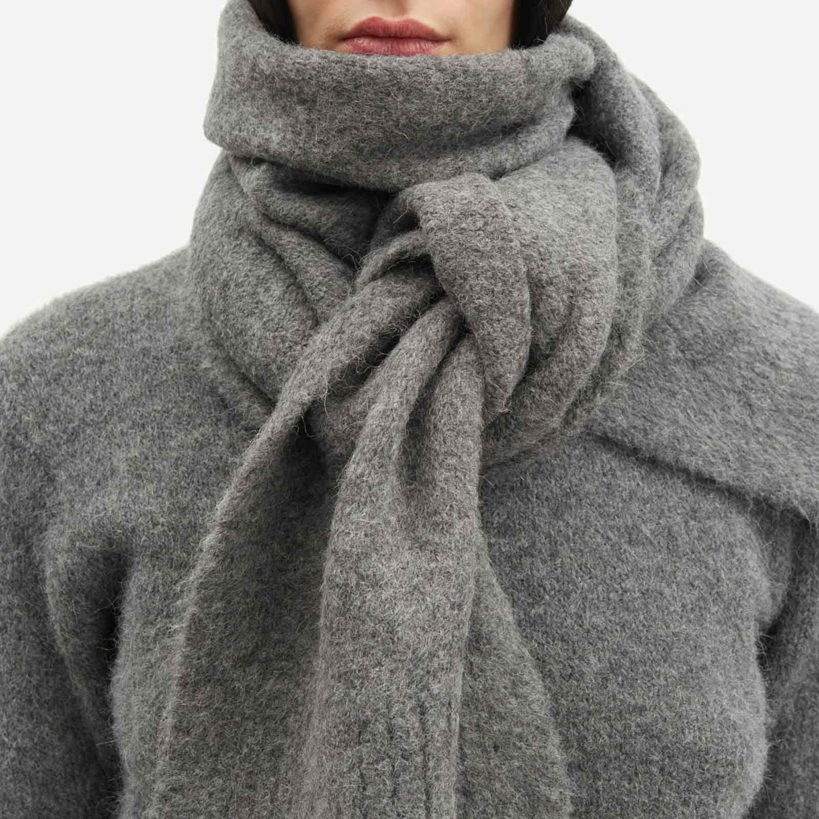Sajeanne Scarf iron gate Samsoe Samsoe