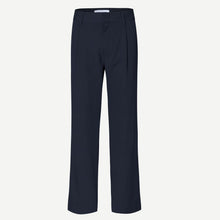 Savalentin Trousers salute