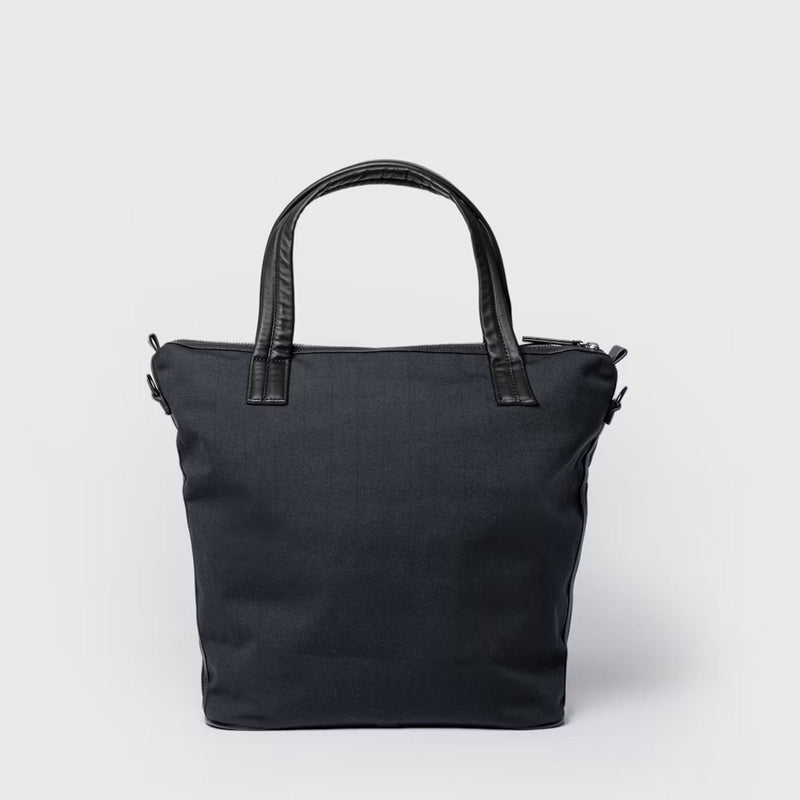 Everyday Zipper Tote Bag black Sandqvist