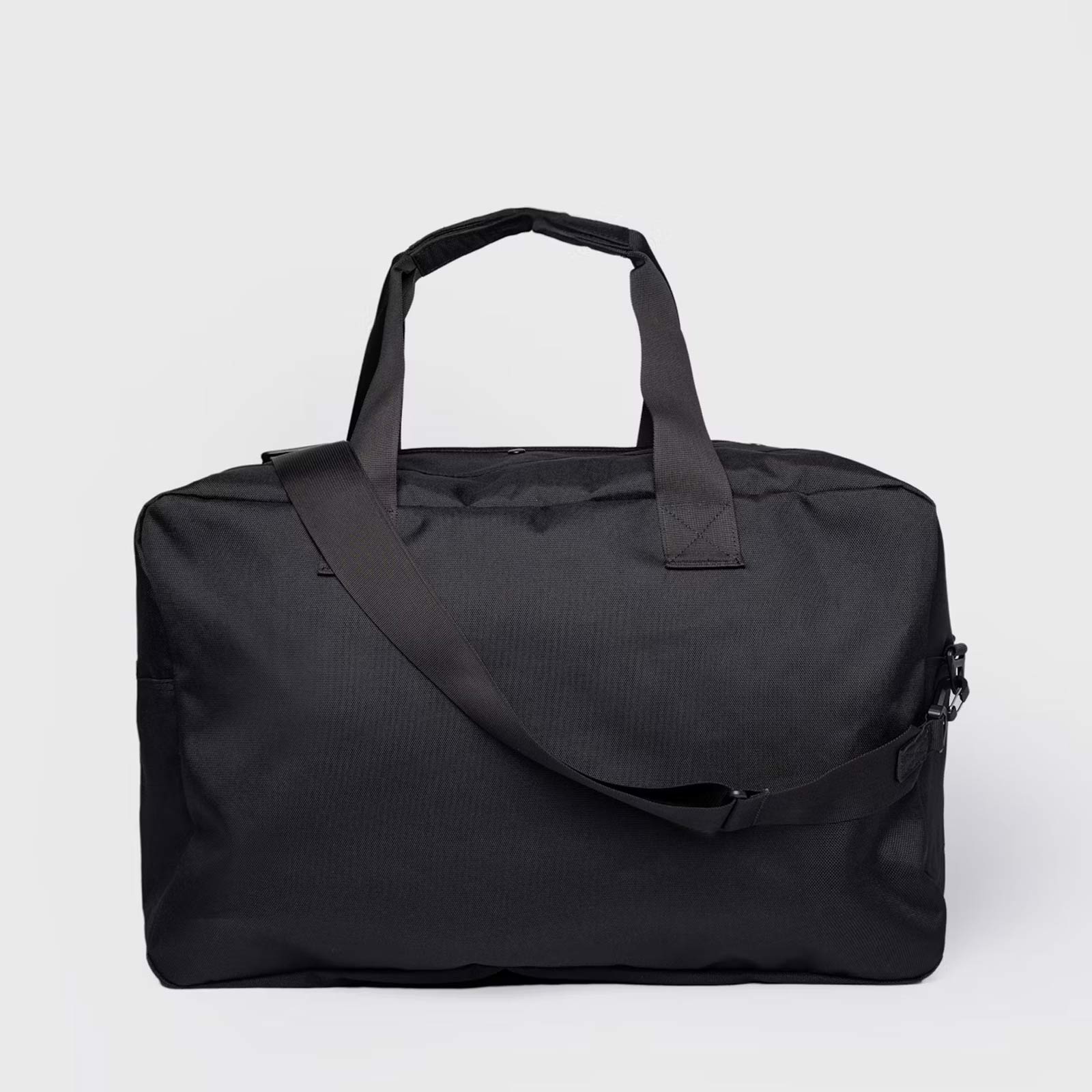 Go Weekender Bag L black Sandqvist