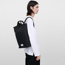 Ground 2-Way Bag black Sandqvist