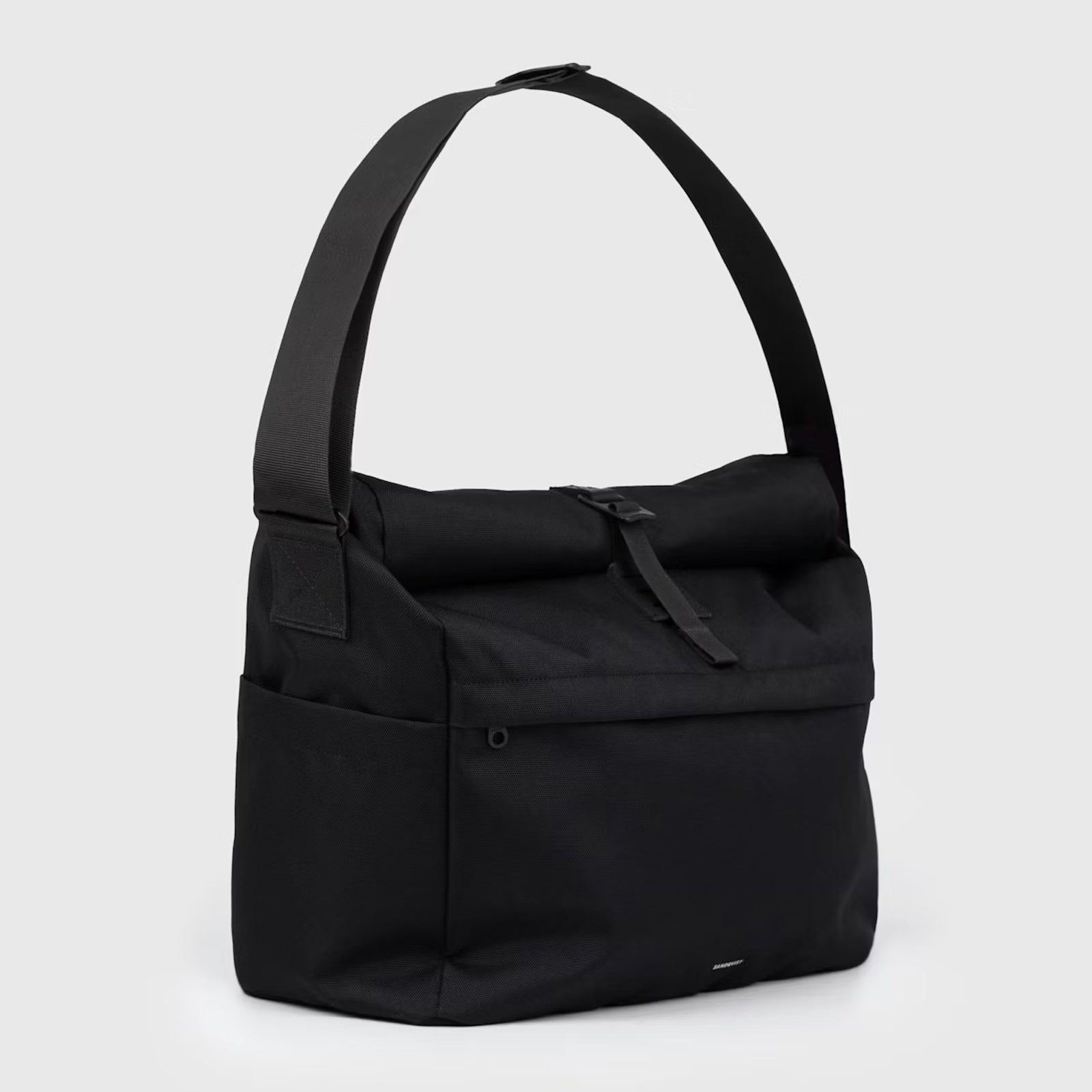 Icon Messenger Bag black Sandqvist