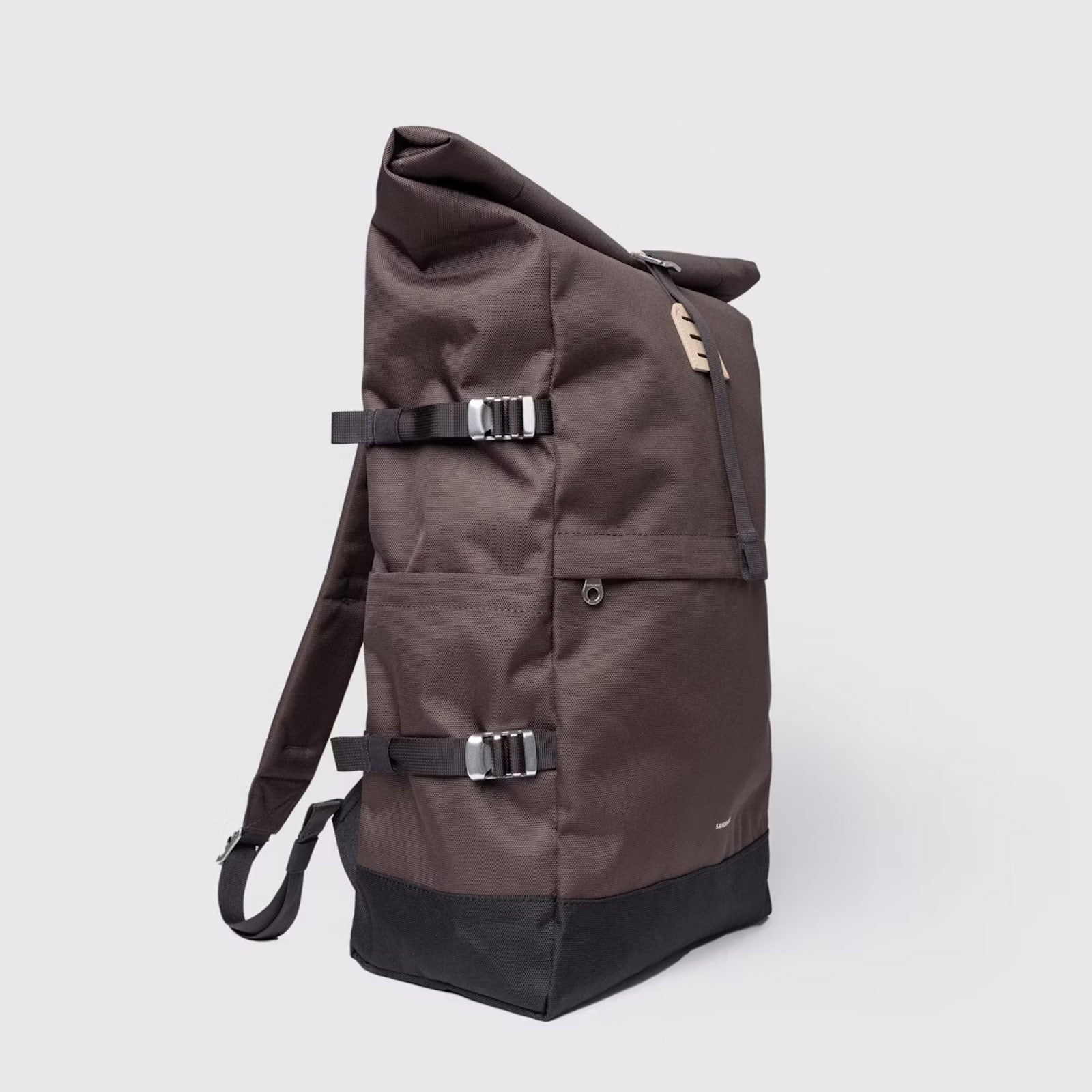 Icon Rolltop Backpack L brown/natural leather Sandqvist