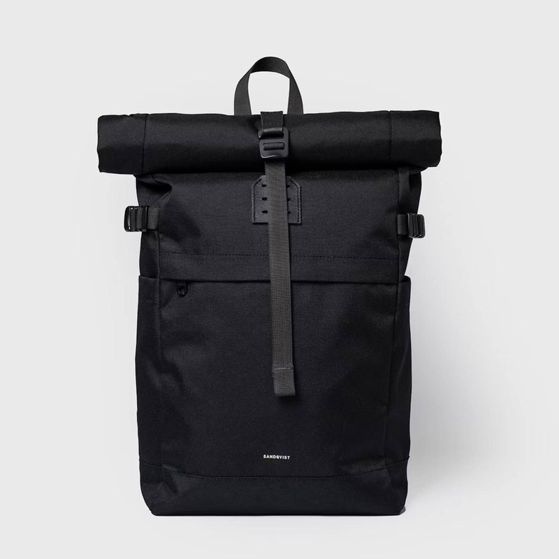 Icon Rolltop Backpack M black/black leather Sandqvist