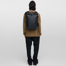 Stream Slim Rolltop Backpack L black Sandqvist