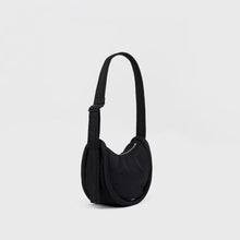 Curve Half Moon Bag Mini black Sandqvist