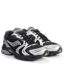 Progrid Triumph 4 black/silver Saucony